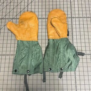 US Military Flyers Mittens | 1984 Vintage Wool & Leather